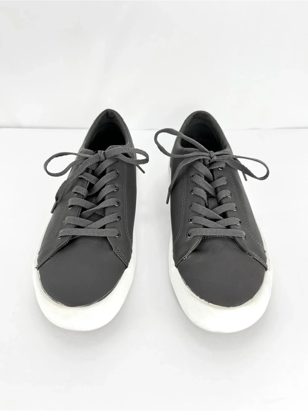Sperry Men's Black Low-Top Lace-Up Sneakers with White Sole